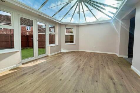 Orangery / Family Room