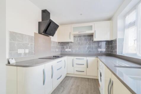 95galwaycrescentretforddn227xx-014