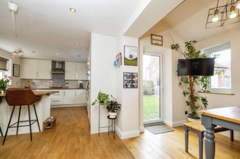 Breakfast/Kitchen