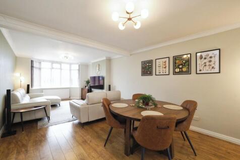 Lounge/Diner
