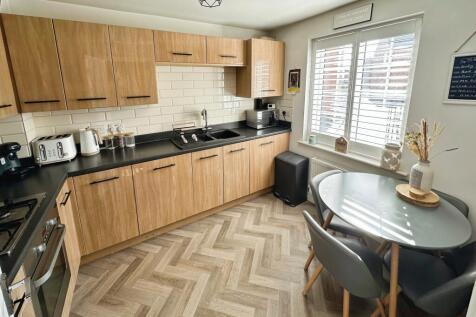 Breakfast/Kitchen