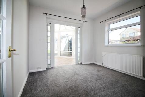Dining Room - Bed 4