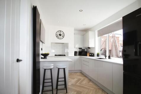 Kitchen .JPG