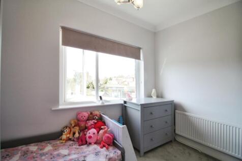Rear Bedroom