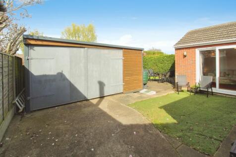 Garage/workshop