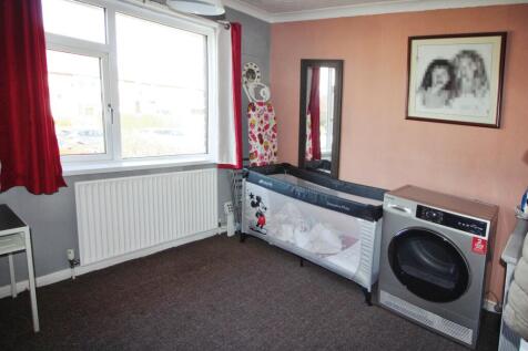 Bedroom 3.JPG