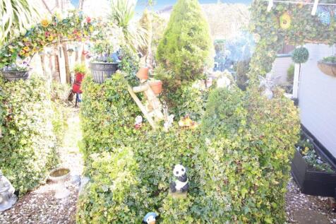 Garden Arch.JPG