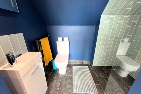 Bedroom Four En-Suite
