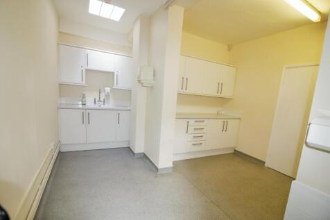 Downstairs kitchen area.JPG