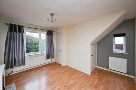 Spacious Lounge