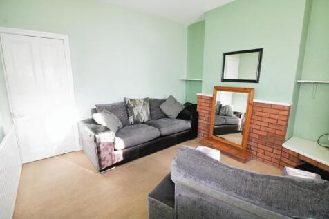 Front Lounge..JPG