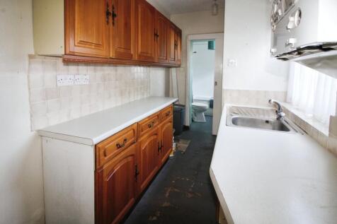Kitchen..JPG