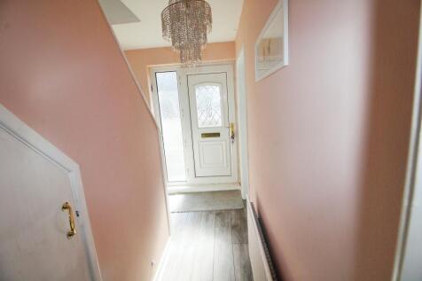 Hallway.JPG