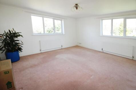Bedroom  1.JPG