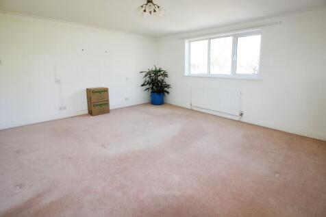 Bedroom 1.JPG