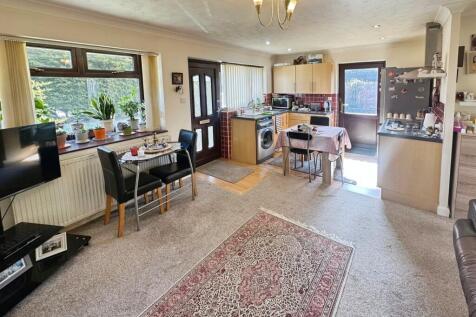 Open Plan Kitchen/Dining/Lounge