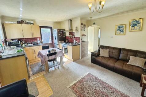 Kitchen/Dining/Lounge
