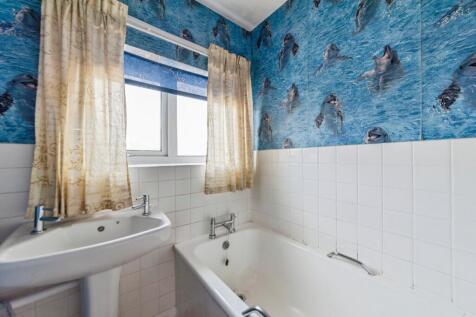 1_derwent_court-12
