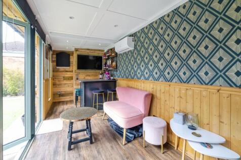 Garden room