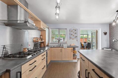 Rosedale Court Kitchen