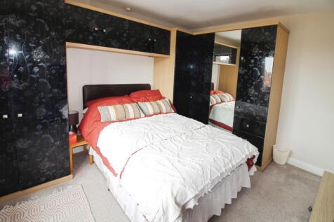 Bedroom 2..JPG