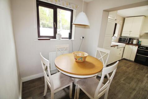 Kitchen Diner..JPG