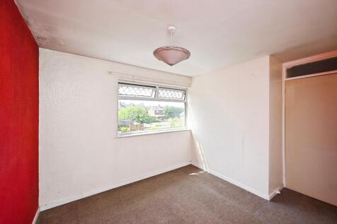 Great Sized Bedroom