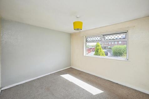 Great Sized Bedroom