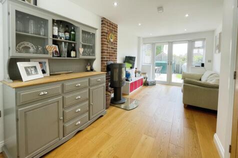 Play/Family Room