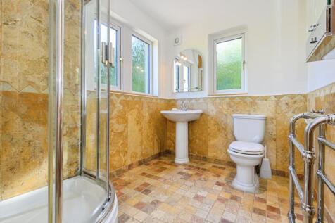 En - Suite