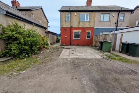 Rear Garden &amp; Drive