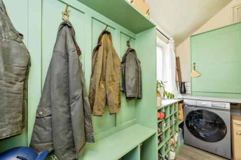 Utility/Cloakroom