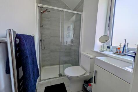 Master Ensuite