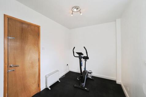 Versatile Gym/Additional reception room