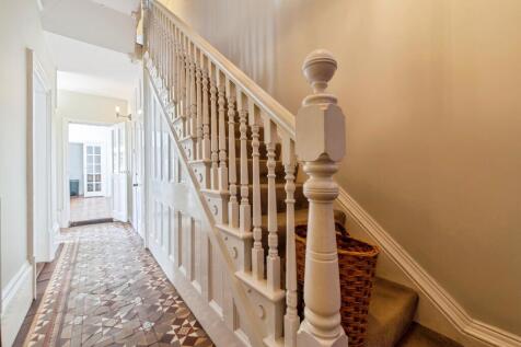 303_harlaxton_road-27