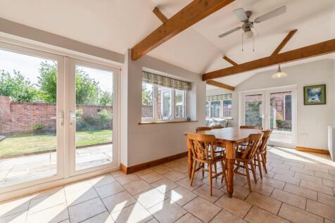 303_harlaxton_road-38
