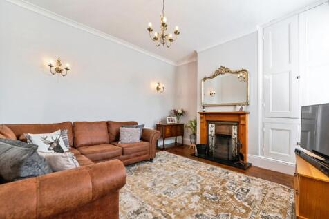 303_harlaxton_road-28