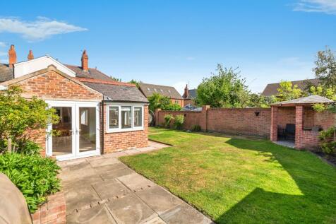 303_harlaxton_road-50