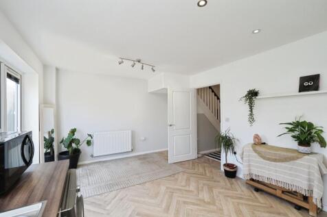 Stylish and high spec Kitchen and Dining Space