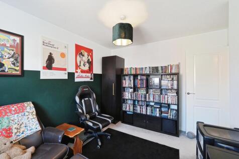 Large Double Bedroom Two