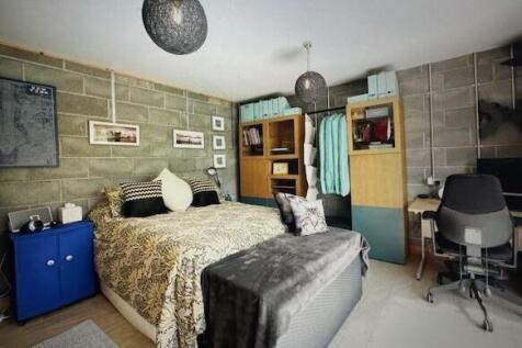 BuildTwo_Inside_1