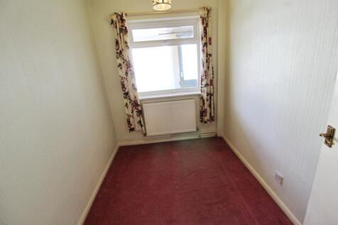 Bedroom/dining room