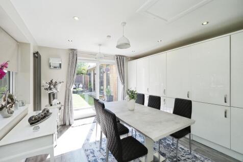 Extended and Open Plan Kitchen/Dining