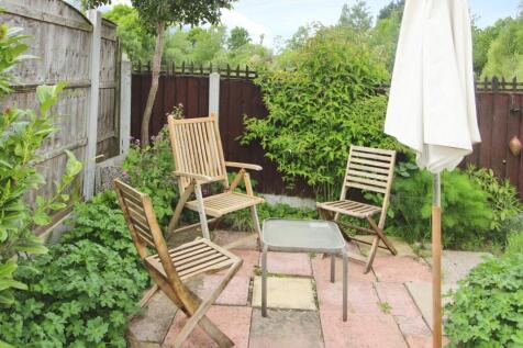 Seating area..JPG
