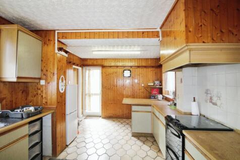 Kitchen,.JPG