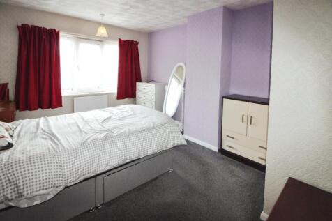 Bedroom 1..JPG