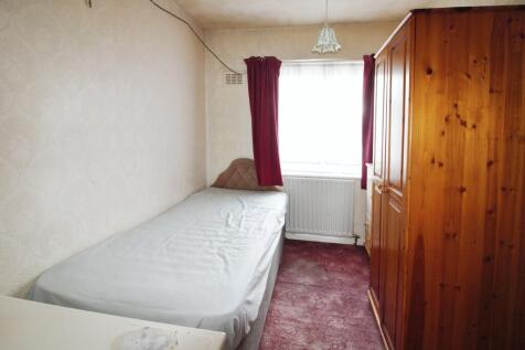 Bedroom 3.JPG