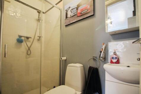 Ground Floor En-suite