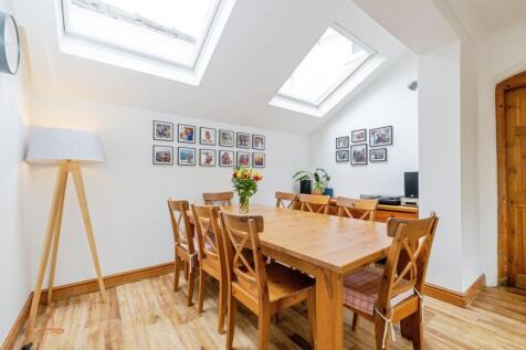 Dining/Family Room
