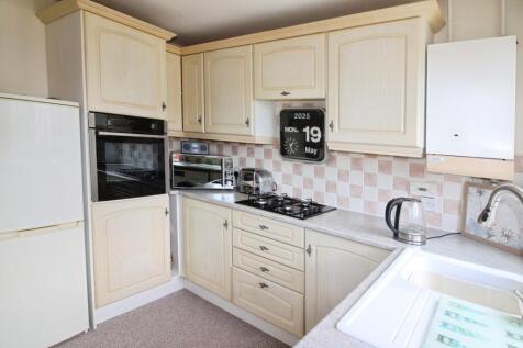 Kitchen..JPG